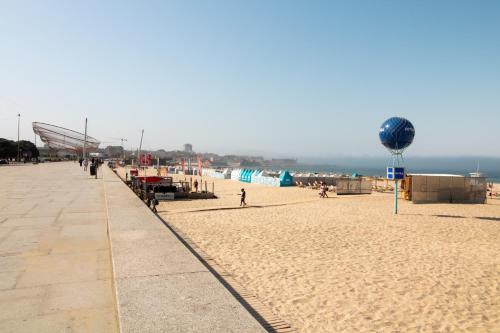 Sea la Vie by LovelyStay