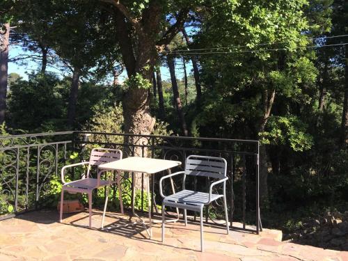 Holiday Home in Fréjus with Pool & Tennis