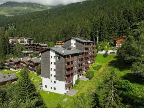 Apartment Les Girolles A59 by Interhome