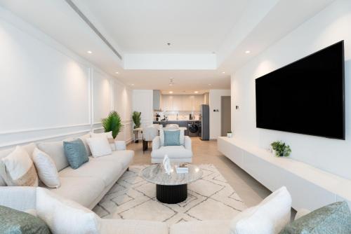 Gala Guests - Princess Tower Suites Dubai Marina