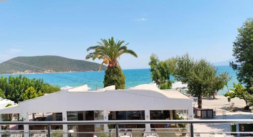 Beachway luxury studio A B