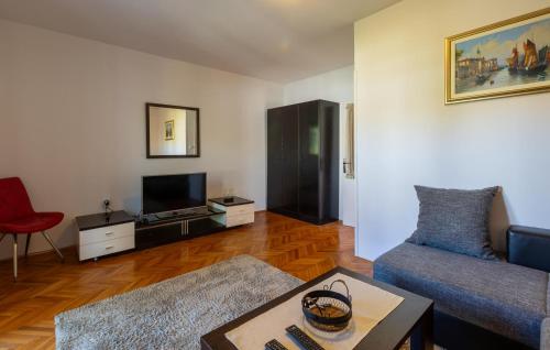 Stunning Apartment In Porec With Wifi