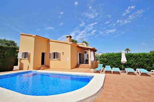 Paula - holiday home with private swimming pool in Benissa