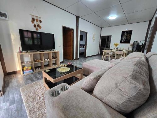 Μια τηλεόραση ή/και κέντρο ψυχαγωγίας στο Hua Hin House