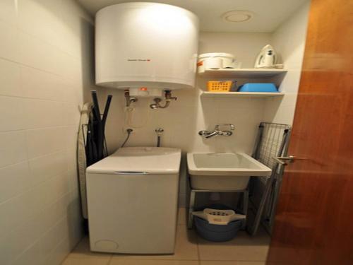 Apartment in Roses near Salatar Beach