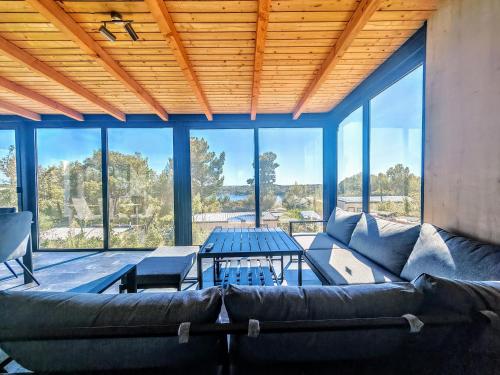 Χώρος καθιστικού στο Sea view Bellora by Vellaris, Luxury Mobile Home