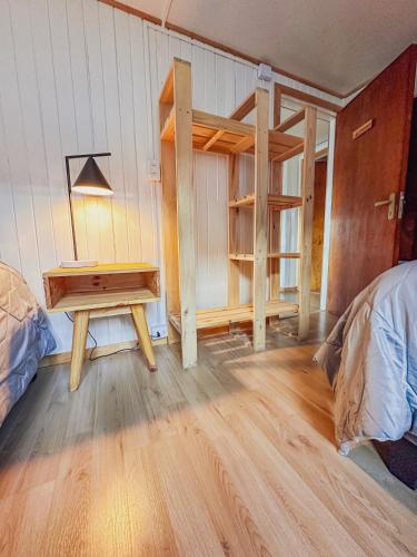 Postel nebo postele na pokoji v ubytování Refugio Ballena Hostel