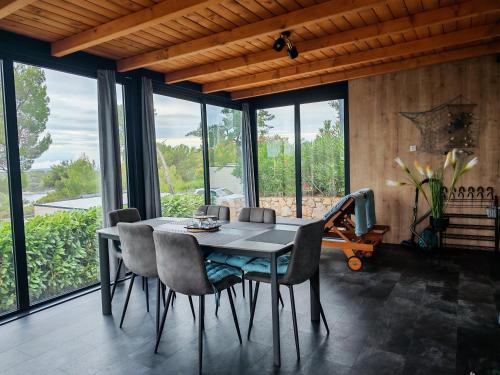 Posezení v ubytování Sea view Lunesa by Vellaris, Luxury Mobile Home