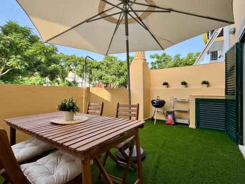 Cosy 1-Bedroom Apartment with Private Terrace in Loulé