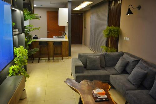 Gallery image of Goldcrest Grand Mall Luxury Apartments DHA Phase 4 Lahore in Lahore