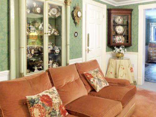 Posezení v ubytování The Coach House