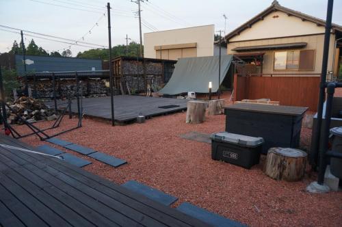 a backyard with a skate park and a ramp at KAMADOBA glamping in Tōganemachi