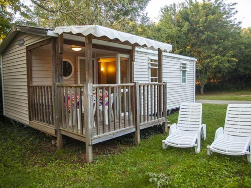 Mobil-home 6 personnes avec terrasse à Naucelle - API-1-52-415