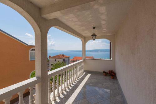 Crikvenica Three-Bedroom Apartment 1