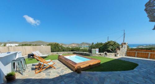 The old barn, Naousa Paros photo 2