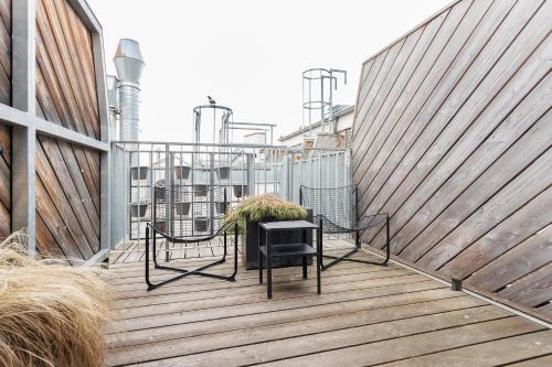 Julius 23 - Cozy Stay Only 5 Mins to City Center