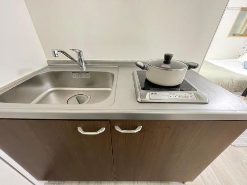 Easy Access to Ikebukuro Only 2 Stops and 2 Double Beds N101