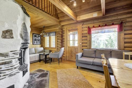 Un lugar para sentarse en Jänkäkolo Holiday Home