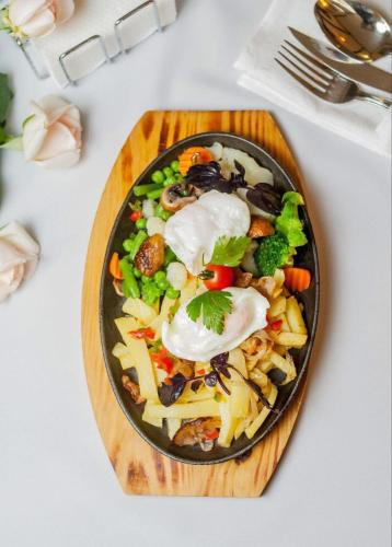 Mad på hotellet eller i nærheden