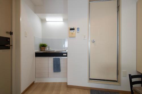 Modern Living Tokyo Komagome 605, a compact studio at excellent location