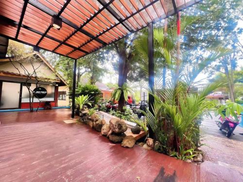 สวนหย่อมนอก OYA International Resort Phuket 普吉岛欧雅国际度假酒店
