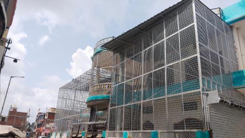 Tòa nhà nơi chỗ nghỉ nhà dân tọa lạc