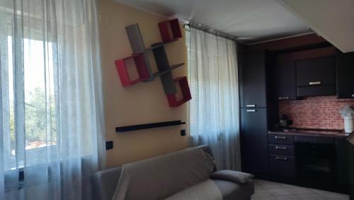 Η κουζίνα ή μικρή κουζίνα στο Vera Alloggio Alessandria nr1