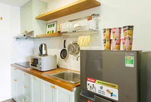 Køkken eller tekøkken på Tan son nhat airport Studio