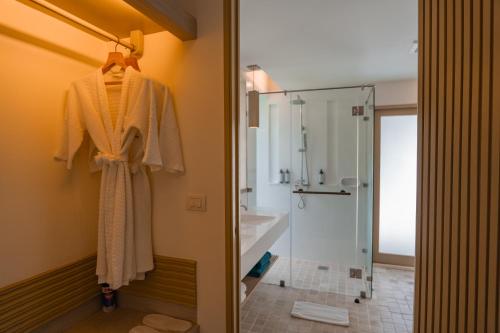 Ένα μπάνιο στο Mercure Koh Chang Hideaway