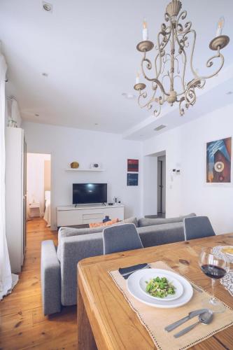 Foto Eclectic 2BR with shared terrace perfect getaway 2