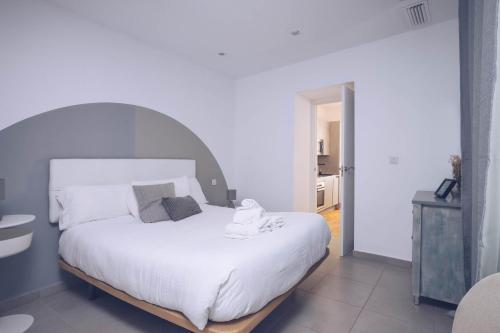 Foto Eclectic 2BR with shared terrace perfect getaway 5