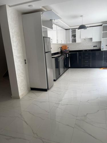 Η κουζίνα ή μικρή κουζίνα στο Villa oued cherrat bouznika 3 bedrooms