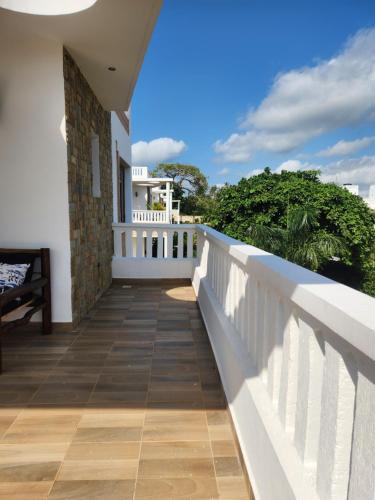 Balkón nebo terasa v ubytování Almond Ridge diani villa 2