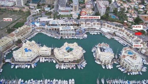 Puerto marina con gran terraza