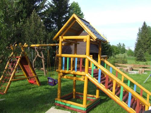 Zona de juegos infantil en Roubenka Rejvíz