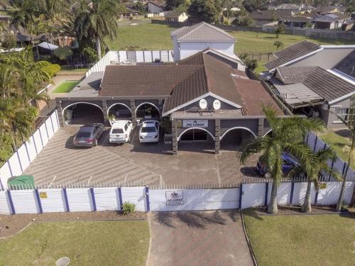Imagen de la galería de Jnc Lodge, en Richards Bay