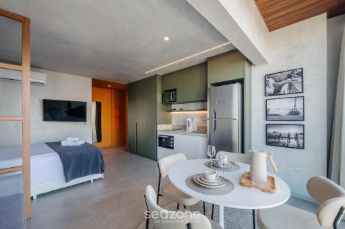 Dapur atau dapur kecil di Acomode-se com estilo e praticidade em Salvador – LIV