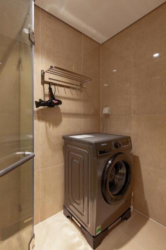 Ένα μπάνιο στο Dani Apartment - Vinhomes Times City - Hà Nội