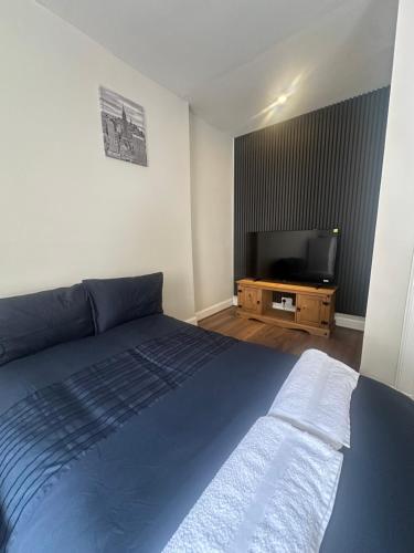 Edinburgh City Centre Apartment photo 13