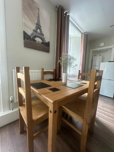 Edinburgh City Centre Apartment photo 9