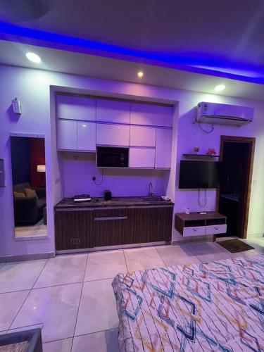 Televisyen dan/atau pusat hiburan di Coco Studio Sweet Homes - 11th Floor