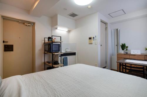 Modern Living Tokyo Komagome 601, a compact studio at excellent location