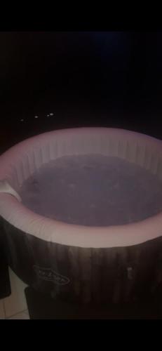 Fotografie z fotogalerie ubytování La suite 7 Sauna et jacuzi v destinaci Seraing