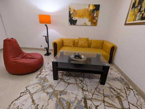 Gallery image of Goldcrest Grand Mall Luxury Apartments DHA Phase 4 Lahore in Lahore