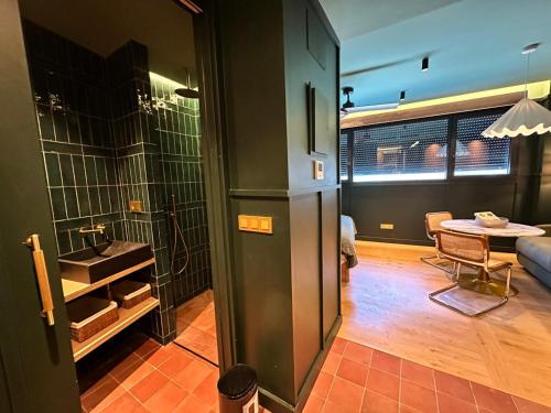Ένα μπάνιο στο BILBAO NORTH SHORE APARTMENTs 10