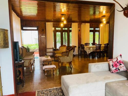 Χώρος καθιστικού στο Hobbit Den Holiday Bungalow Bandarawela Sri Lanka