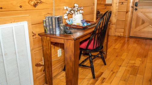 Smoky Mountain Escape by American Patriot Getaways photo 23