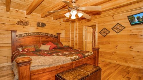 Smoky Mountain Escape by American Patriot Getaways photo 9