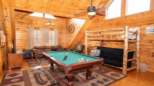 Smoky Mountain Escape by American Patriot Getaways photo 33