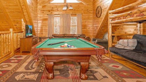 Smoky Mountain Escape by American Patriot Getaways photo 34